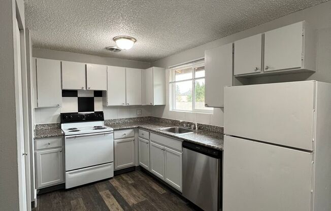 Surrey Square Apartments
