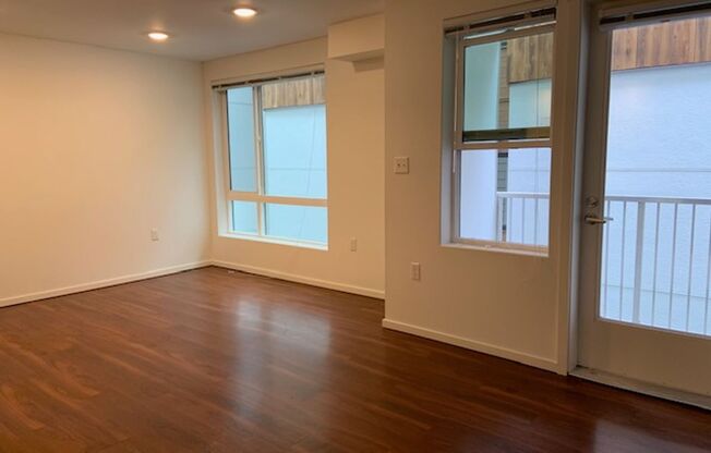1 bed, 1 bath, 520 sqft, $1,795, Unit 5501-A