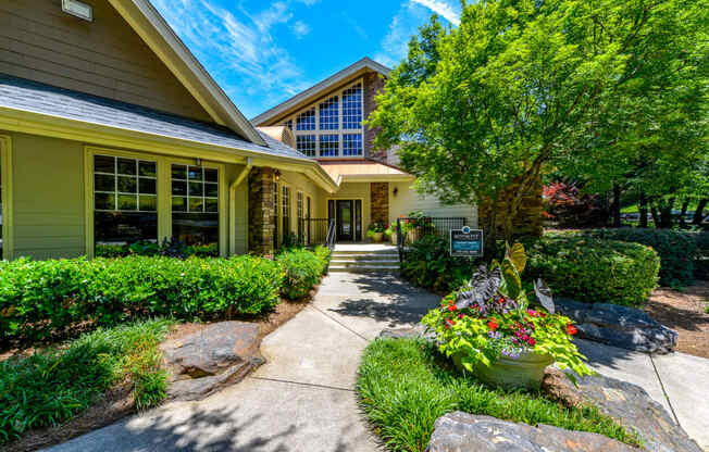 Courtyard Garden at Rosemont Vinings Ridge, Atlanta, GA, 30339