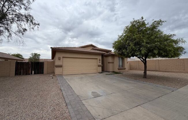 Beautiful Home for Rent in Tolleson! **NEW CARPET**