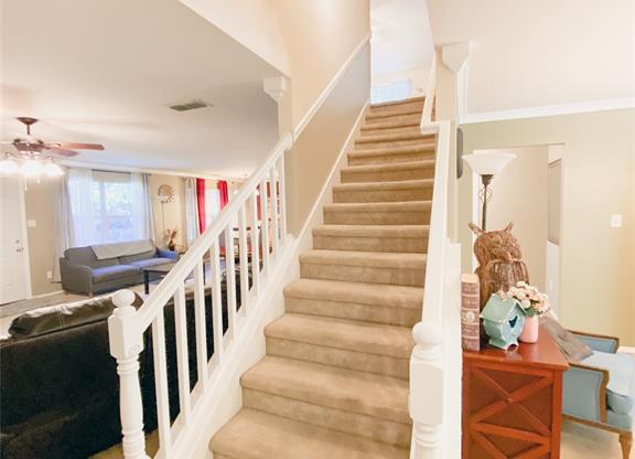 129 CENTENNIAL PL