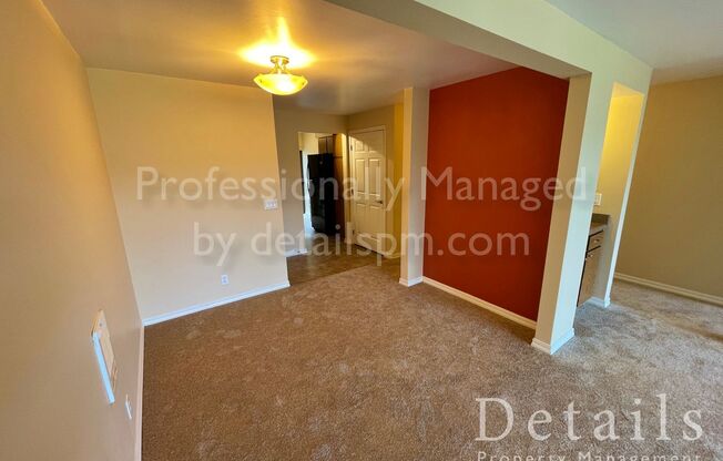 2BR Bremerton Condo, Incl W/S/G