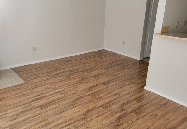 10545 GREENWOOD AVE N