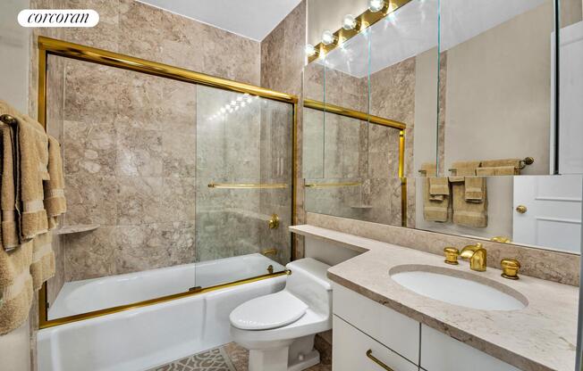 1 bed, 2 baths, 887 sqft, $7,500, Unit 42A