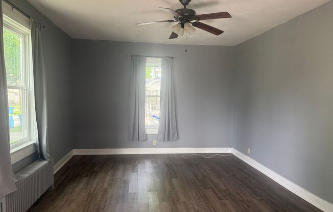 2 bedroom available for a move right away!