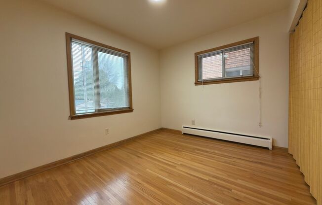 1 bed, 1 bath, 500 sqft, $1,049, Unit Unit 6