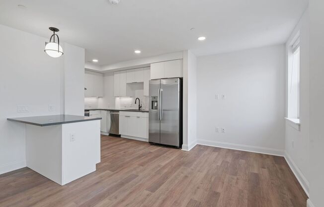 Studio, 1 bath, 576 sqft, $2,295, Unit 1003