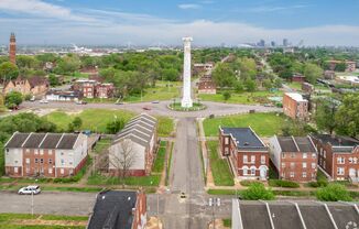 College Hill Apartments