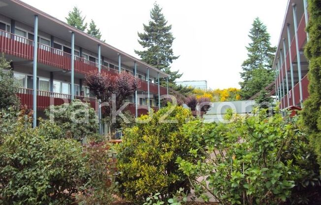 3rd Floor 1 Bedroom 1 Bathroom in Tacoma