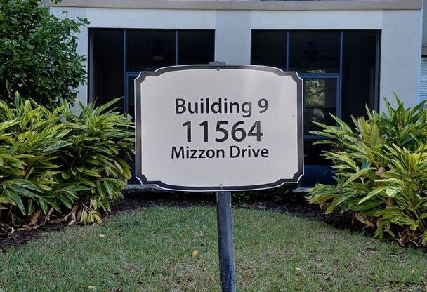 3 Bedroom, 2 Bath Condo in Lakeside at Lakes of Windermere