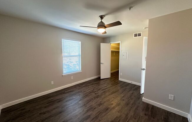 2 beds, 1 bath, 667 sqft, $995, Unit Unit 303