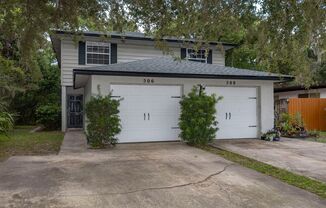 Charming 2BR/2.5BA Townhouse in the Heart of College Park!