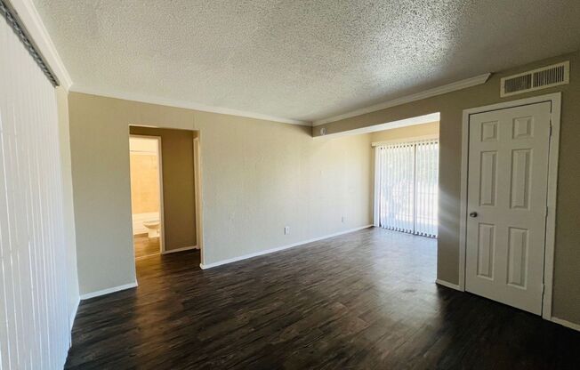 1 bed, 1 bath, 600 sqft, $1,150, Unit 1-219