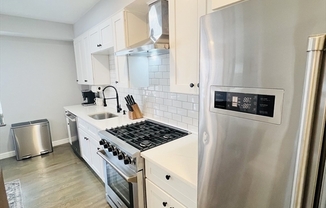 1 bed, 1 bath, 600 sqft, $2,750, Unit 1R