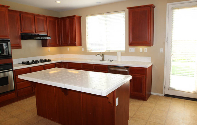 Coming Soon! 5/3 Rancho Cucamonga estate for lease!