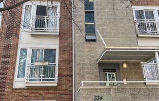 Trendy 2 Bedroom, 2.5 Bath Condo in NODA