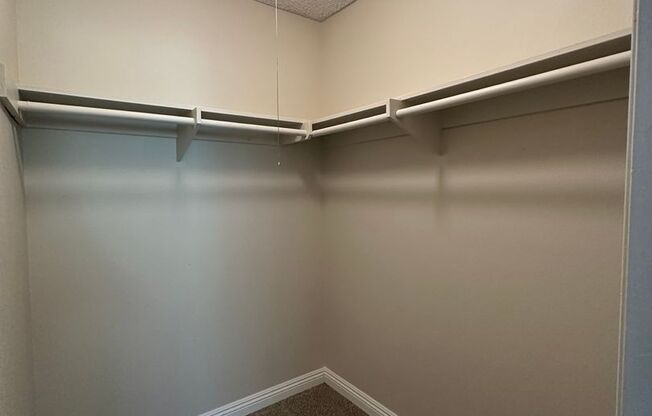 2 beds, 1 bath, 772 sqft, $2,475, Unit 55