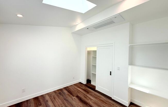 Fantastic Renovated Spacious 3 bed 2 Bath home In Pacoima