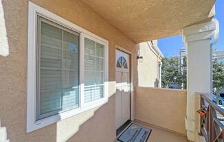 1 bed, 1 bath, $2,500