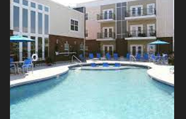 3 beds, 2 baths, 1,220 sqft, $1,770, Unit 309L