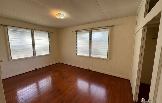 For Rent - 55 Mango St.