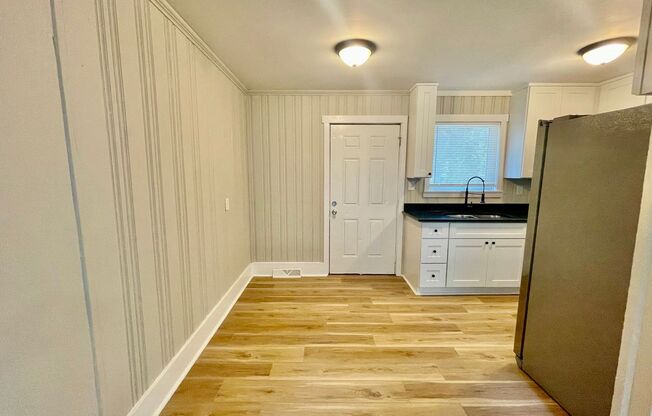 Welcome to Burgess2937, A Newly renovated charming 2-bedroom, 1-bathroom Duplex located in the vibrant city of Charlotte, NC