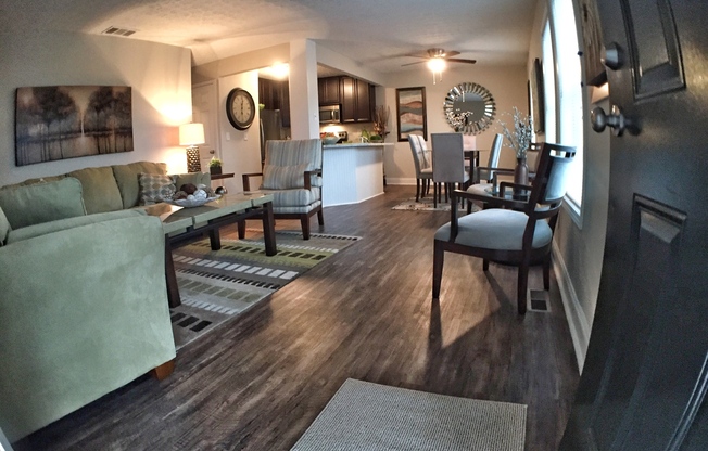 2 beds, 1 bath, 860 sqft, $1,310, Unit 268-2