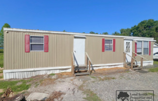 425 LONGFELLOW BLVD