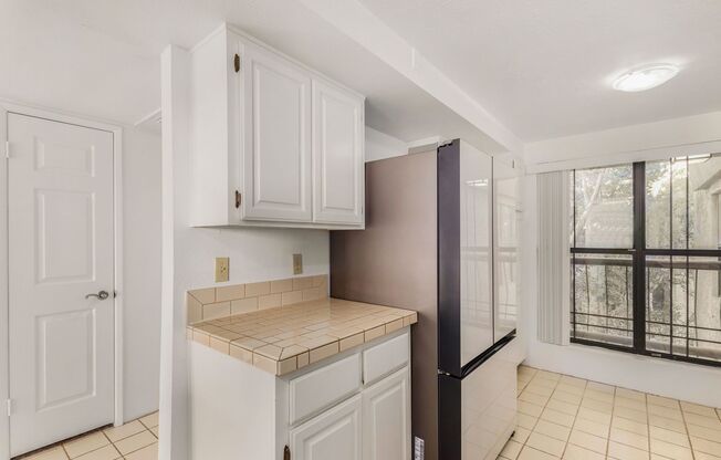 2 beds, 2 baths, $1,795, Unit # 247