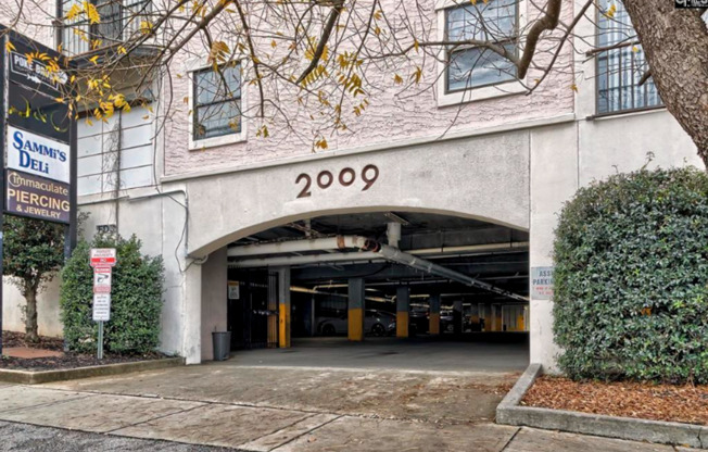 Five Points - Plaza Center
