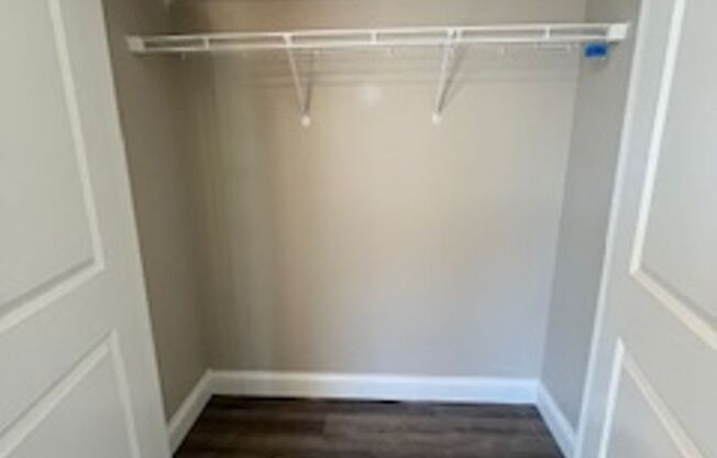 3 beds, 2 baths, 1,205 sqft, $1,300, Unit 218