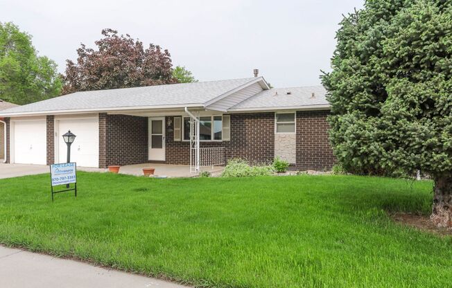 3 Bedroom Brick Ranch in Loveland