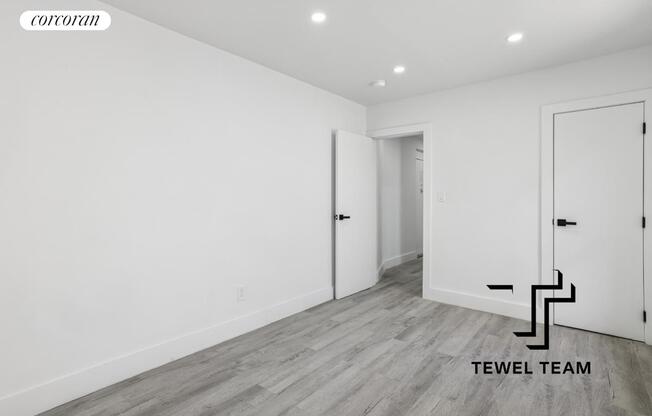 23 E 109 ST