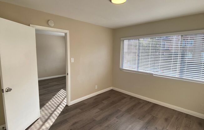 1 bed, 1 bath, 475 sqft, $1,695, Unit 09