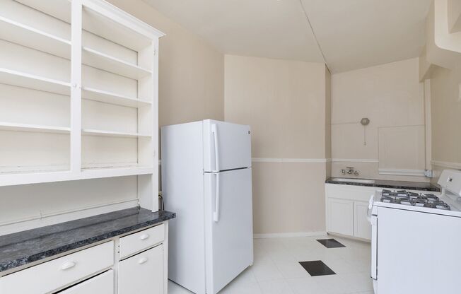 KINGSBURY APARTMENTS (KING01)