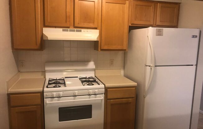 2 beds, 2 baths, 1,042 sqft, $1,249, Unit 5731B