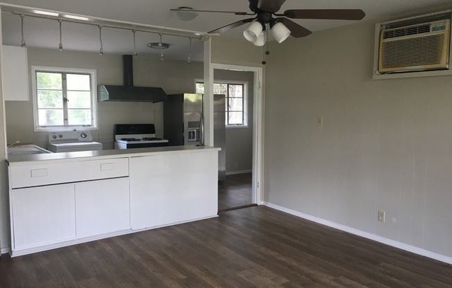 ***BUNGALOW IN THE HEART OF 78704***