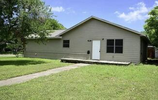 902 VIRGIL DR
