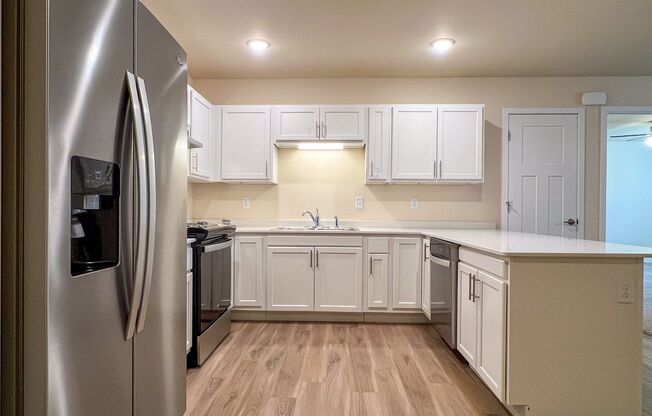 2 beds, 2 baths, 1,295 sqft, $1,860