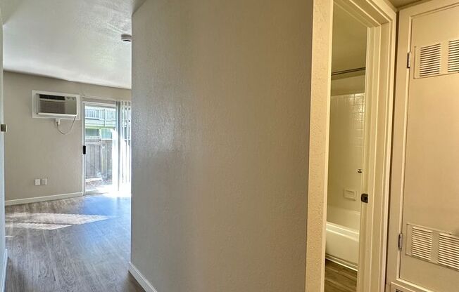2 beds, 2 baths, 946 sqft, $1,950, Unit 102
