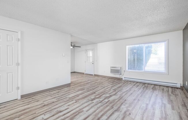 3 beds, 2 baths, 1,237 sqft, $1,650, Unit A201