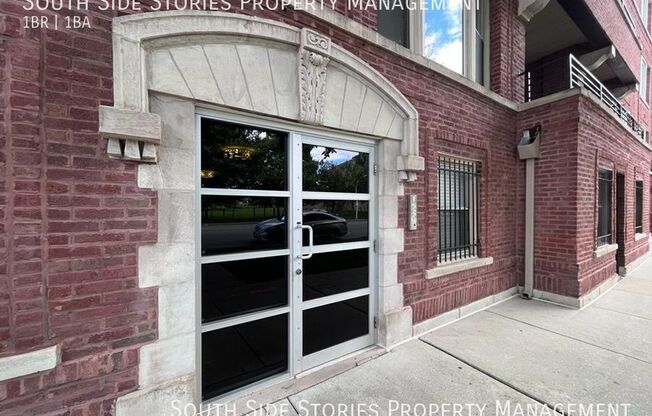 4356 S Prairie Ave 1