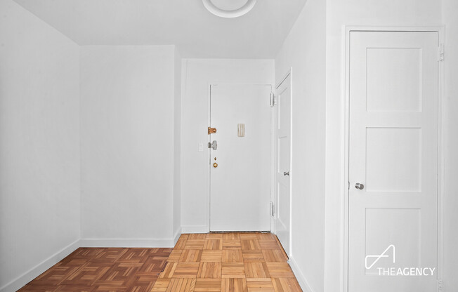 175 W 12 ST