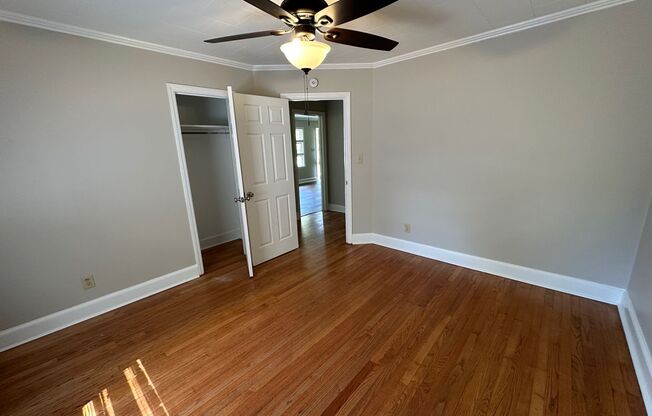 3 beds, 1 bath, $1,600