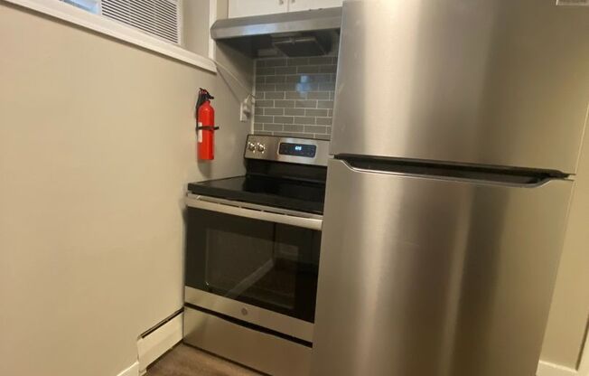 Studio, 1 bath, 275 sqft, $750, Unit A1A
