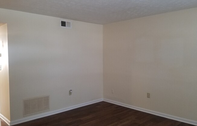 3212SPRINGFIELDDR