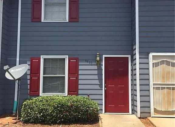 EVANS MILL DR