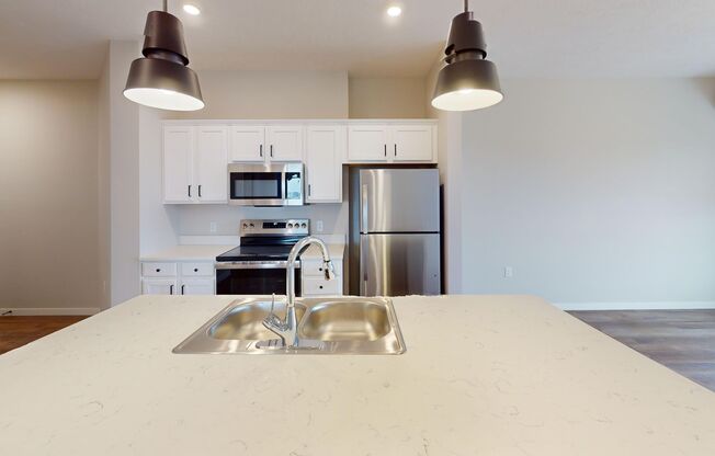 2 beds, 1 bath, 1,096 sqft, $1,445, Unit 2731-2421