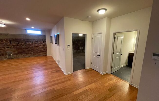 1 bed, 1 bath, 660 sqft, $1,495, Unit Apt 412