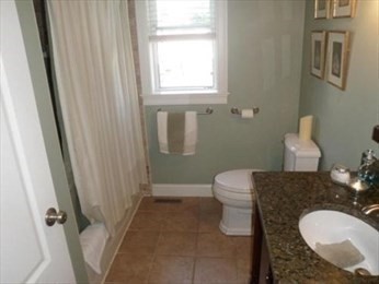 2 beds, 2 baths, 1,700 sqft, $3,000, Unit 1